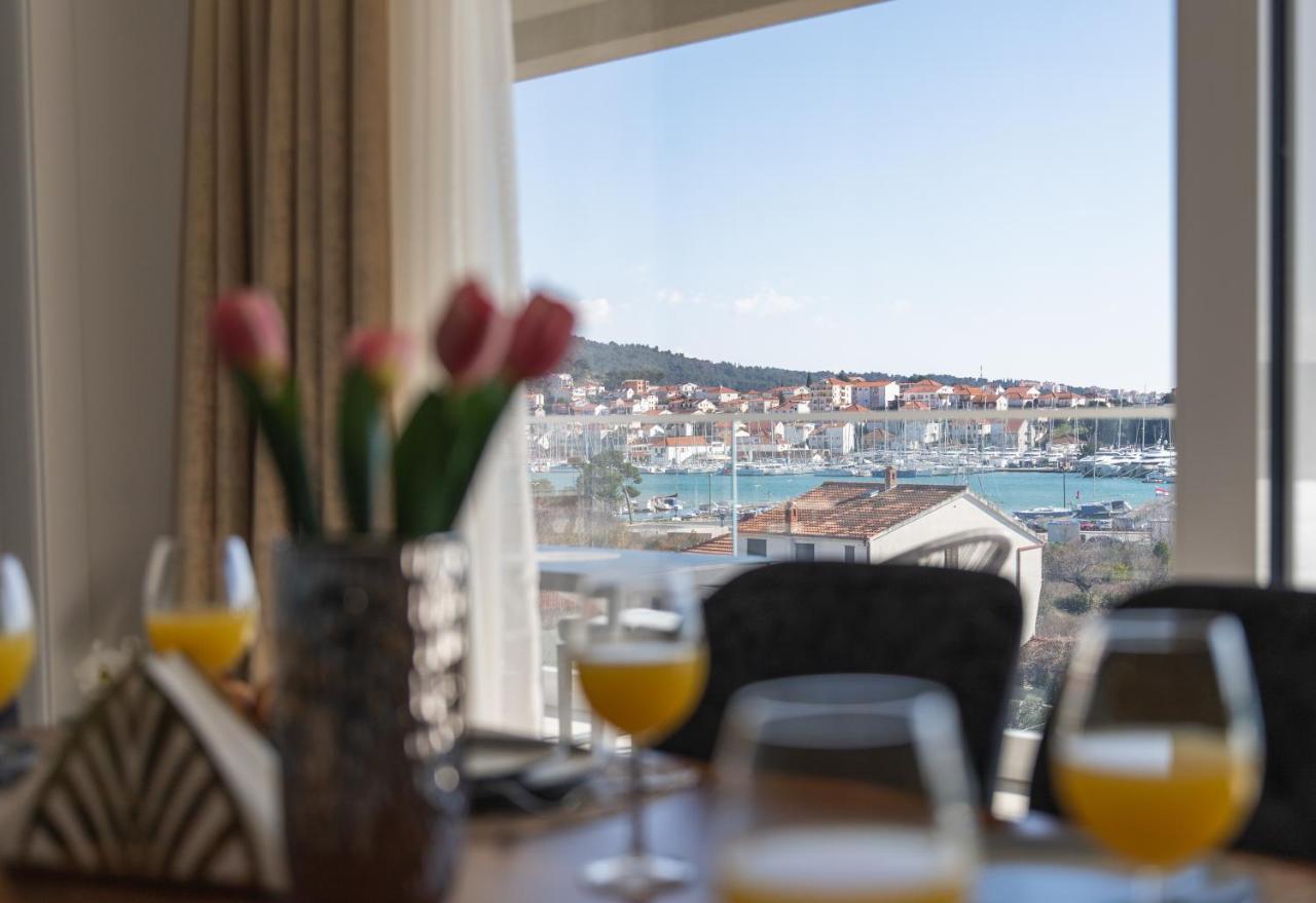 Apartman Blue Wave Trogir Eksteriør billede