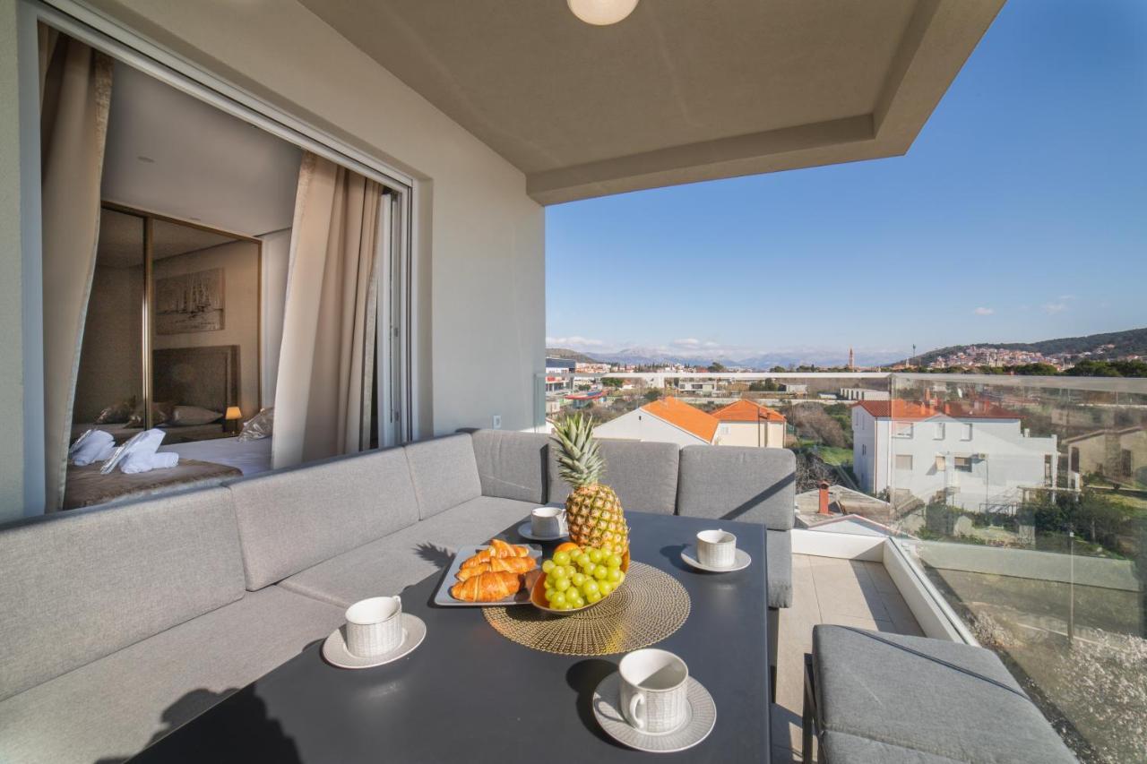 Apartman Blue Wave Trogir Eksteriør billede