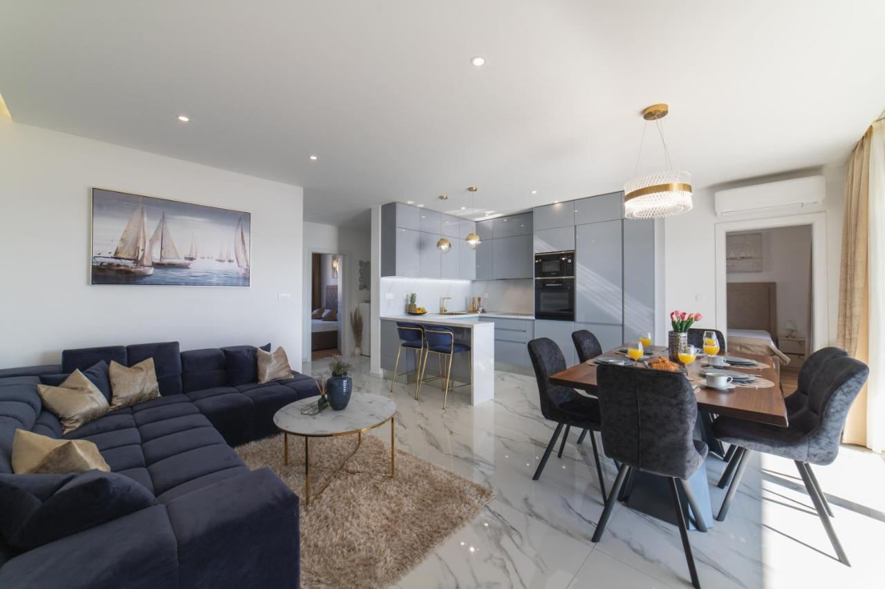 Apartman Blue Wave Trogir Eksteriør billede