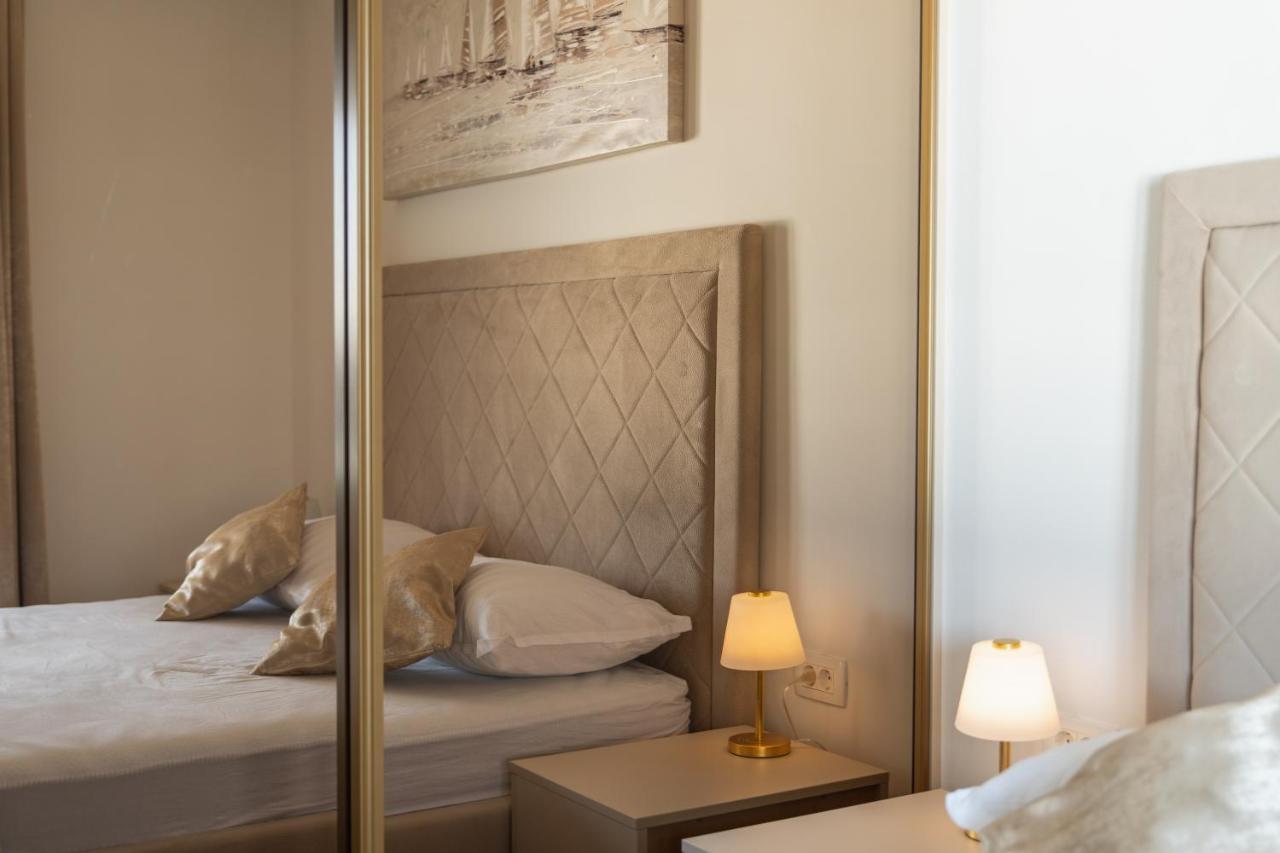 Apartman Blue Wave Trogir Eksteriør billede