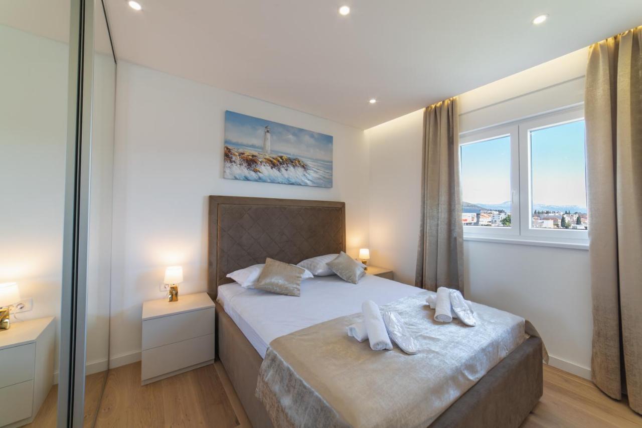 Apartman Blue Wave Trogir Eksteriør billede
